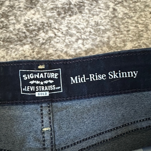 Levi Strauss signature gold mid-rise skinny dark was Jean size 6s / 28 - Picture 5 of 5